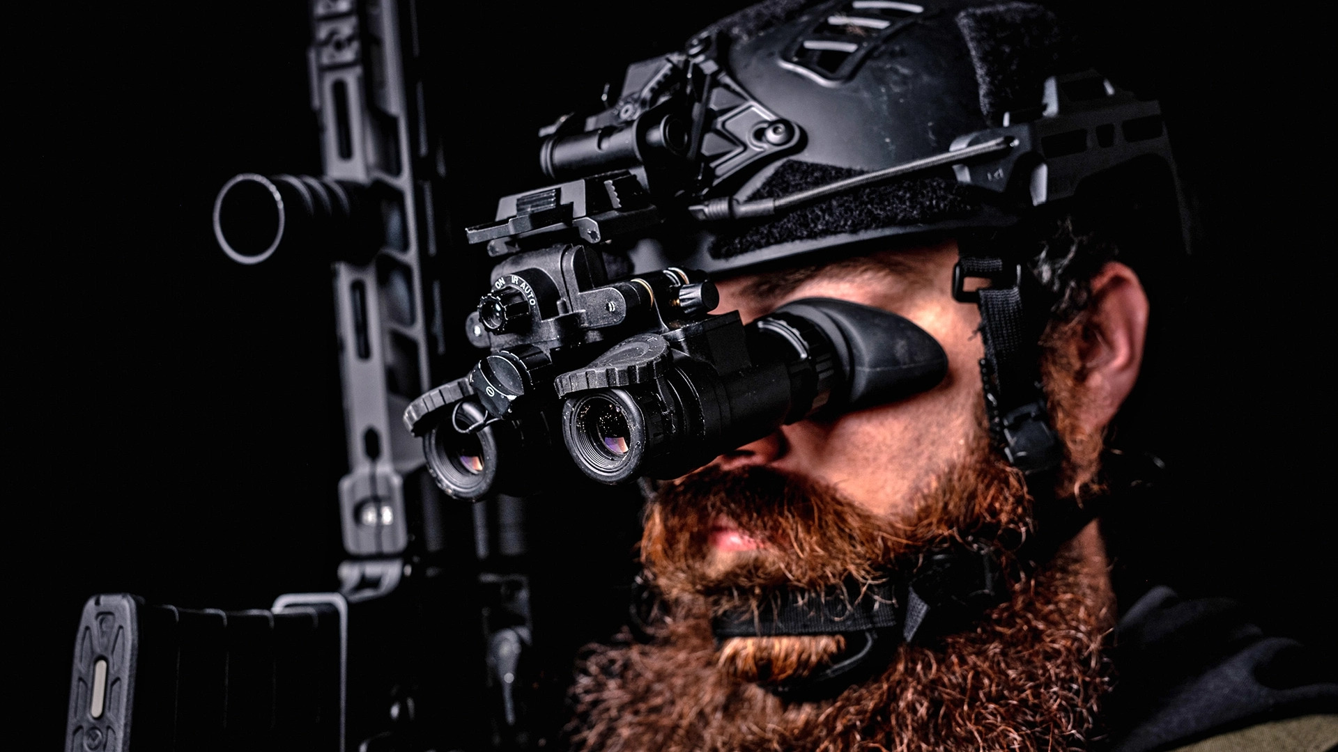 https://www.atncorp.com/images/pages/night-vision-technology/hnvw_1.jpg